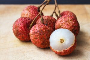 Recipe: Lychee Ice Cream – Dairy-Free AND Full Dairy Versions